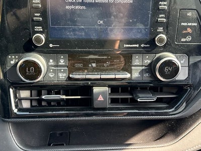 2022 Toyota Highlander XSE