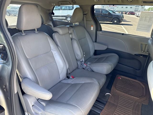 2018 Toyota Sienna XLE 8 Passenger