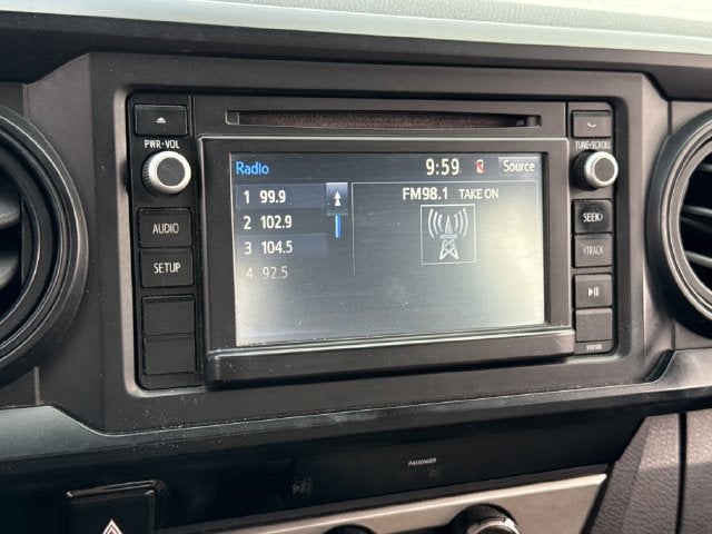2017 Toyota Tacoma SR