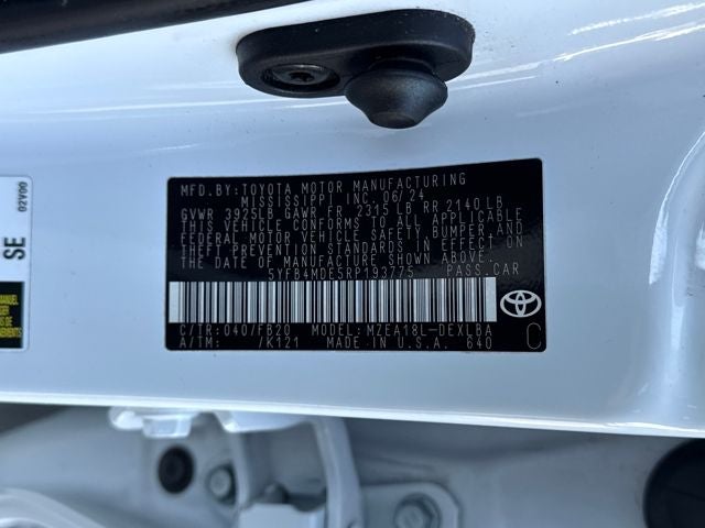 2024 Toyota Corolla LE