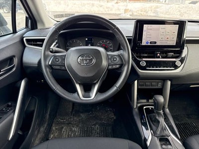 2024 Toyota Corolla Cross LE