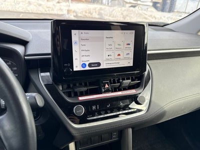 2024 Toyota Corolla Cross LE