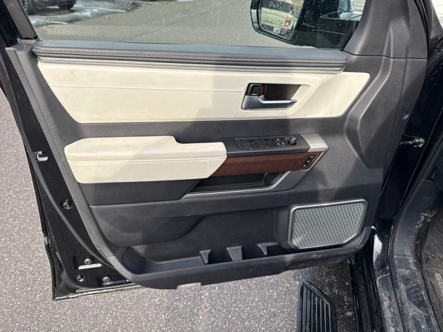 2024 Toyota Sequoia Capstone