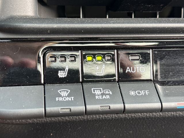 2025 Toyota Crown Signia Limited