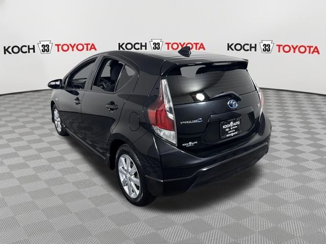 2017 Toyota Prius c Two