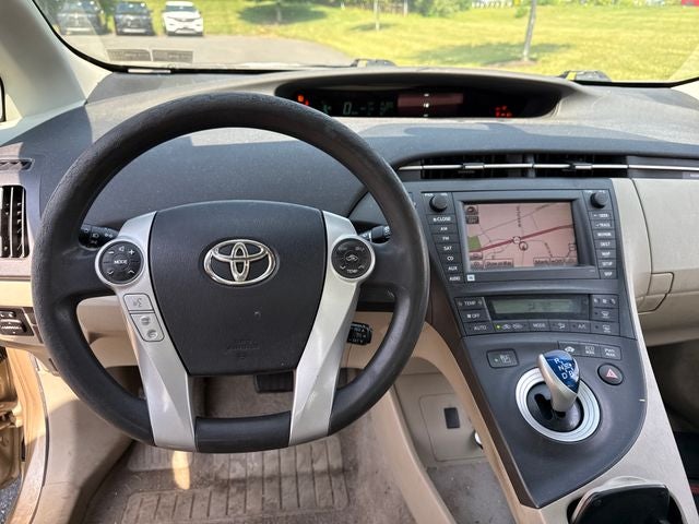 2010 Toyota Prius III