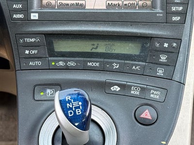 2010 Toyota Prius III