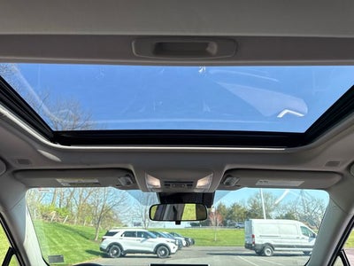 2025 Toyota RAV4 Hybrid XLE Premium