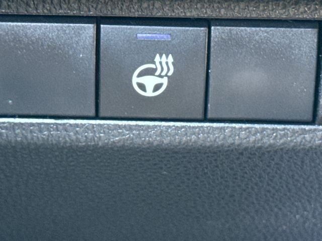 2025 Toyota RAV4 Hybrid XLE Premium