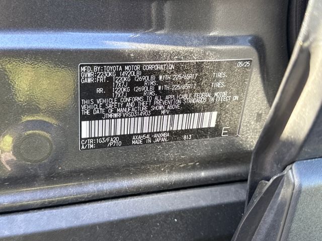 2025 Toyota RAV4 Hybrid XLE