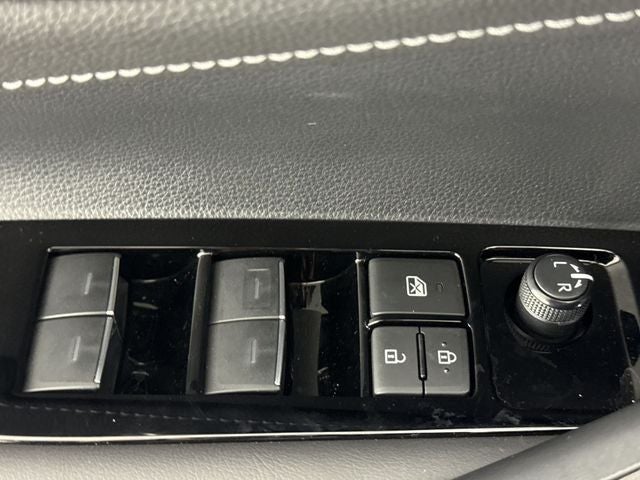 2024 Toyota Corolla Hatchback SE