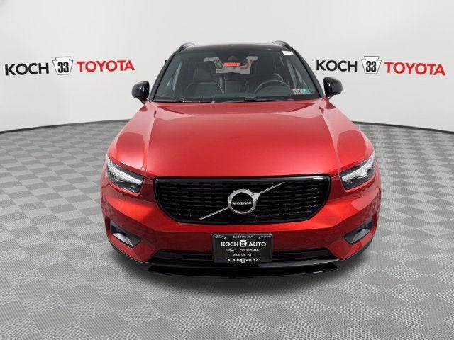 YV4162UM2N2789935