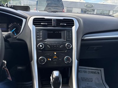 2013 Ford Fusion SE