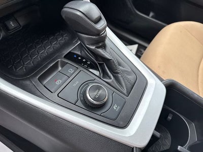 2022 Toyota RAV4 Hybrid LE