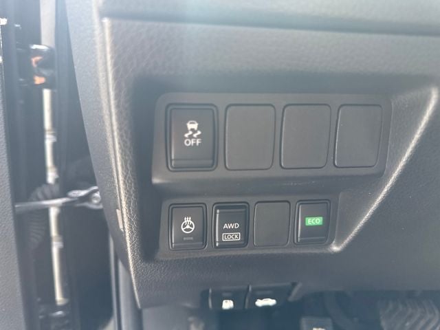 2018 Nissan Rogue Sport SV