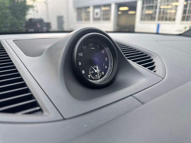 2022 Porsche Macan Base