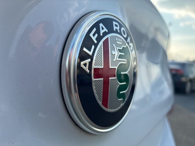 2019 Alfa Romeo Giulia Base