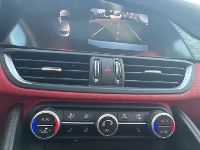 2019 Alfa Romeo Giulia Base