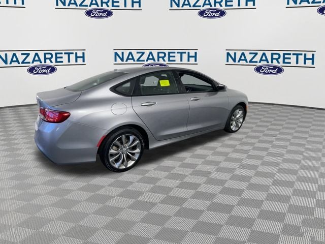 2016 Chrysler 200 S