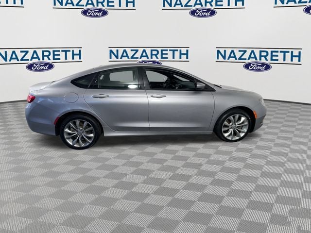 2016 Chrysler 200 S