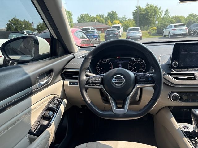 2021 Nissan Altima 2.5 SV