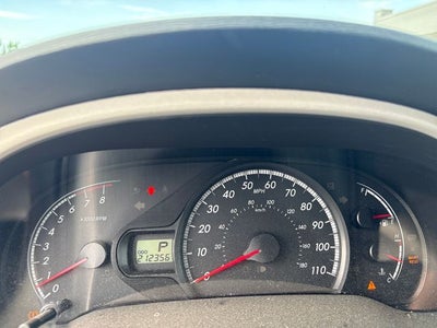 2012 Toyota Sienna LE 8 Passenger