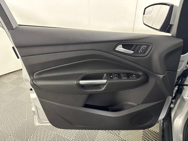 2015 Ford C-Max Hybrid SE