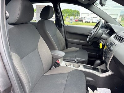 2010 Ford Focus SES