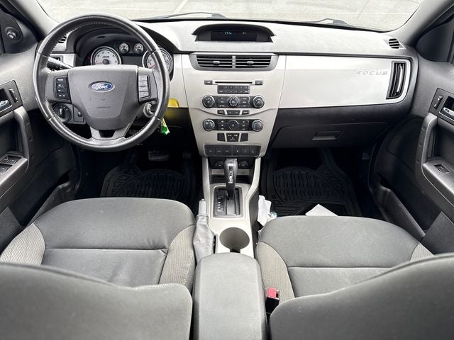 2010 Ford Focus SES