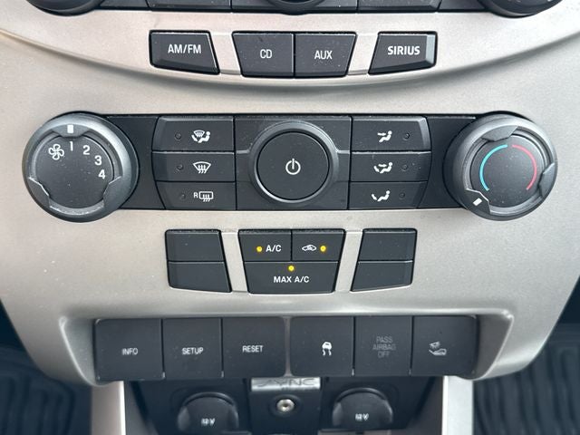 2010 Ford Focus SES