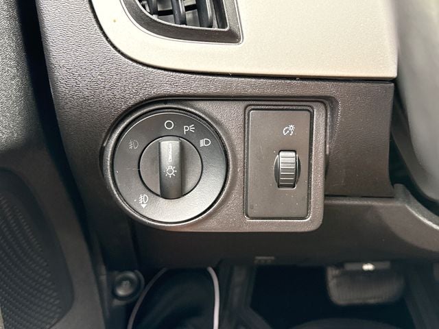 2010 Ford Focus SES