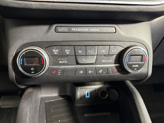 2020 Ford Escape Titanium Hybrid