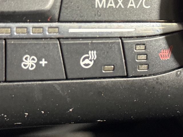 2020 Ford Escape Titanium Hybrid