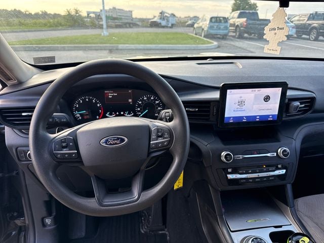 2020 Ford Explorer Base