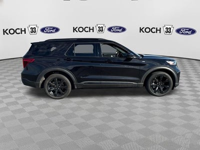 2024 Ford Explorer ST-Line