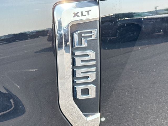 2022 Ford F-250SD XLT