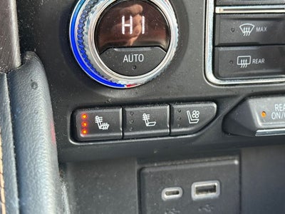 2021 GMC Yukon XL AT4