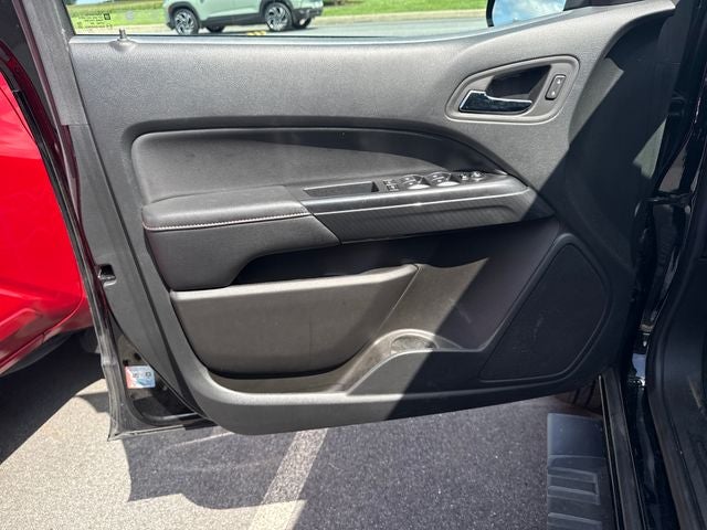 2022 GMC Canyon AT4 w/Leather