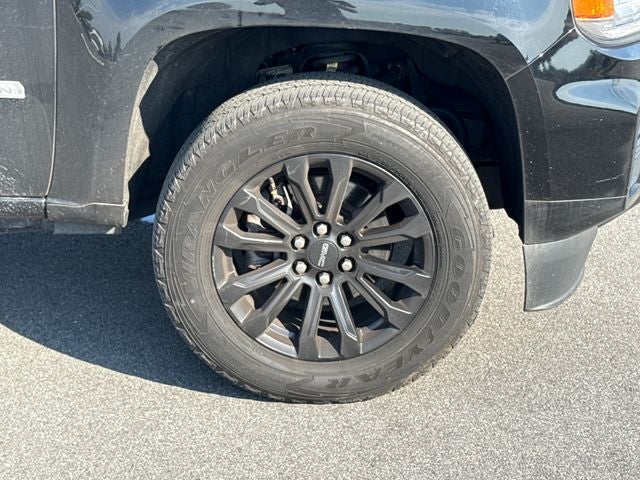 2022 GMC Canyon Elevation Standard