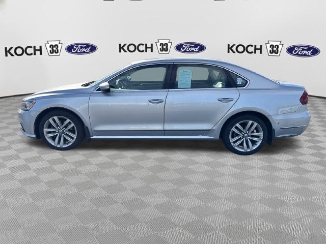2017 Volkswagen Passat 1.8T SE w/Technology