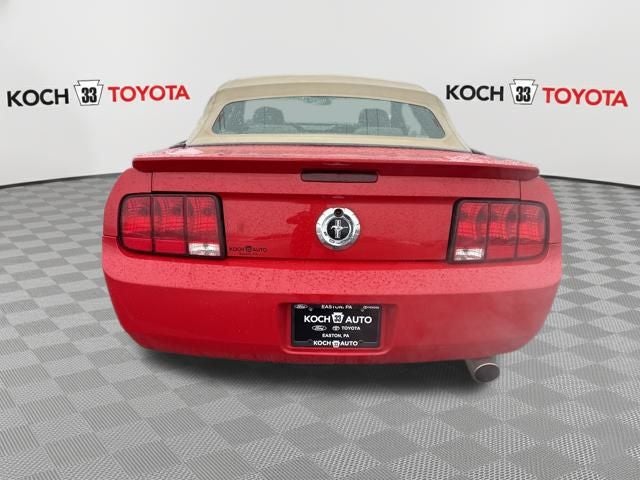 2008 Ford Mustang V6 Deluxe
