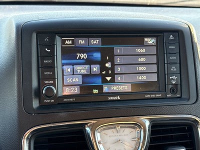 2016 Chrysler Town & Country Touring-L