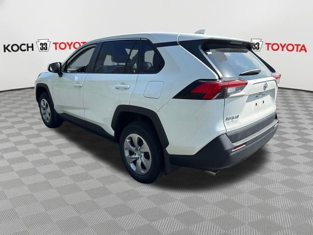 2022 Toyota RAV4 LE