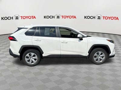 2022 Toyota RAV4 LE