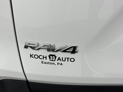 2020 Toyota RAV4 XLE