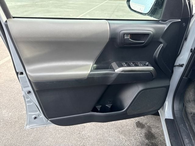 2019 Toyota Tacoma SR V6