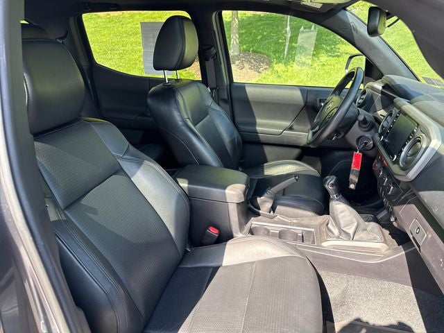 2022 Toyota Tacoma TRD Sport V6