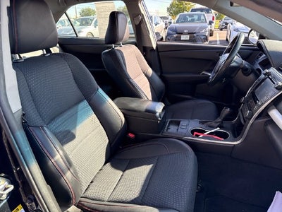 2015 Toyota Camry Hybrid SE