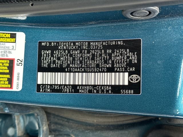 2025 Toyota Camry SE