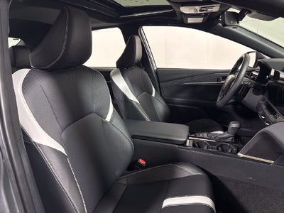 2025 Toyota Camry SE AWD